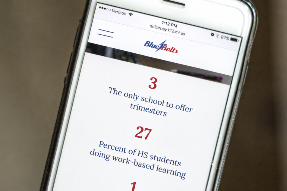 dollar bay schools website on mobile