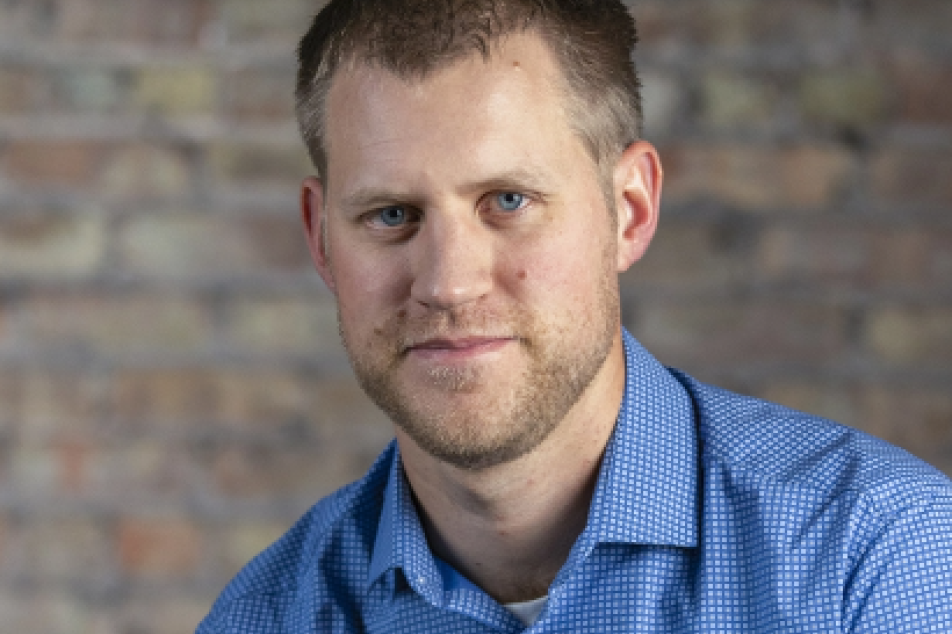 Savu professional portrait