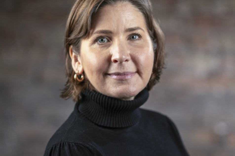 Savu professional portrait
