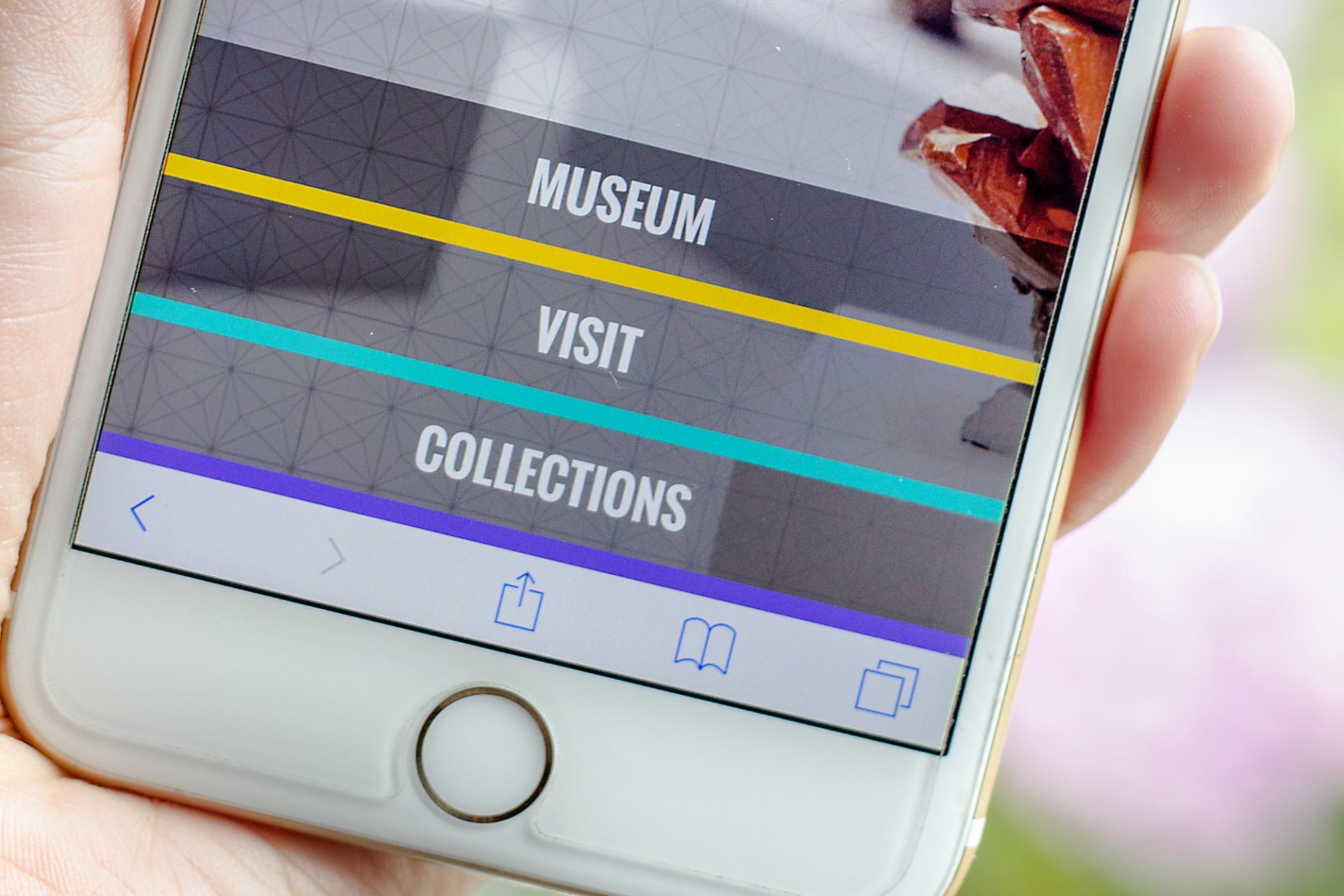 museum website on mobile